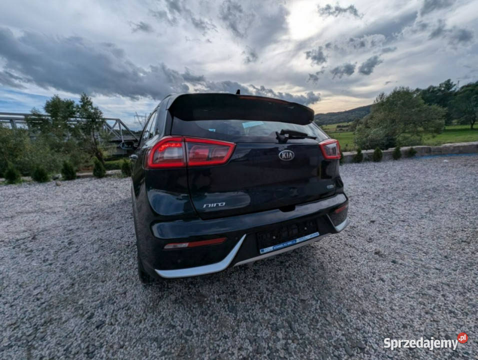 Kia Niro niro eco hybrid 16 benzyna elektryczne lusterka Kamienna Góra sprzedam