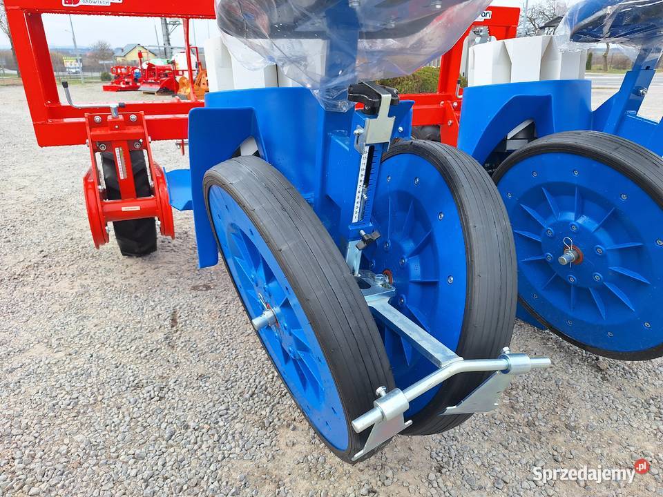 Sadzarka do warzyw Ferrari FMAX 2 nieuszkodzony Lipnik