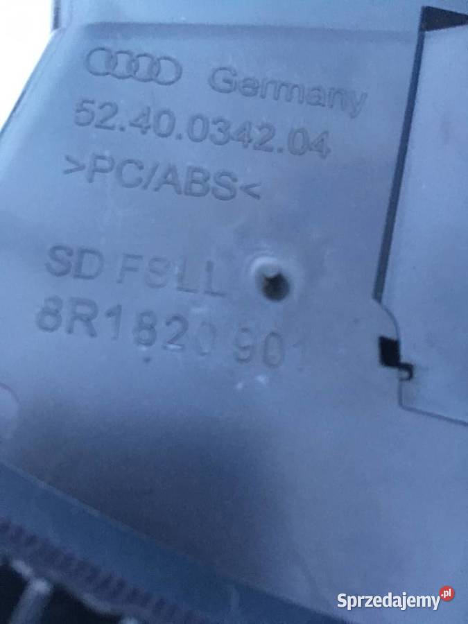 KRATKA NAWIEWU KONSOLI LEWA AUDI Q5 8R1820901 zachodniopomorskie Szczecin