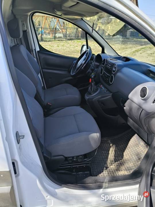 Sprzedam Citroena Berlingo 16 diesel 2013r mazowieckie Pogroszew