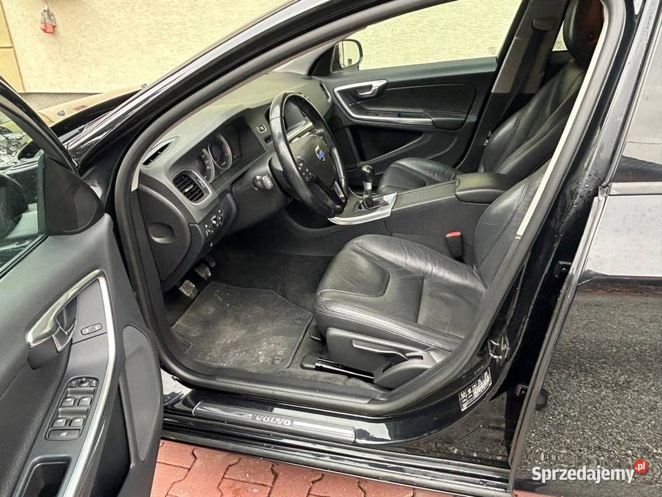 do sprzedania Volvo V60 zadbane zarejestrowane Zwierzyniec