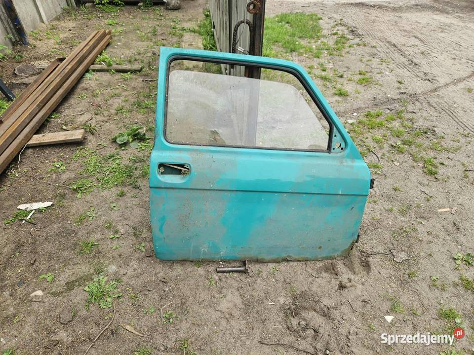 Drzwi do malucha fiat 126p praw lewe mazowieckie Ostrówek