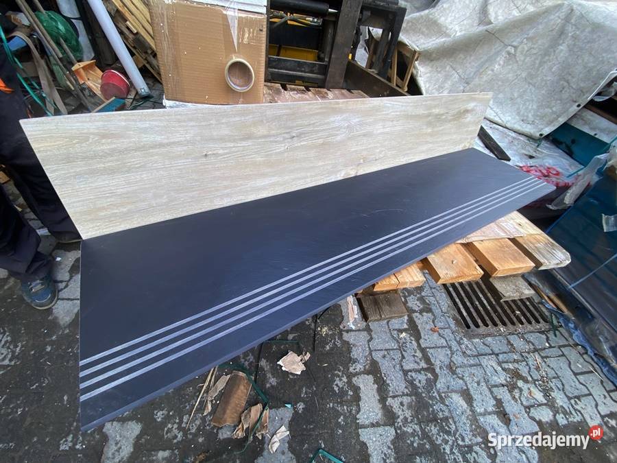 Gres schodowy 30x120 czarny podstopnica Zakopane