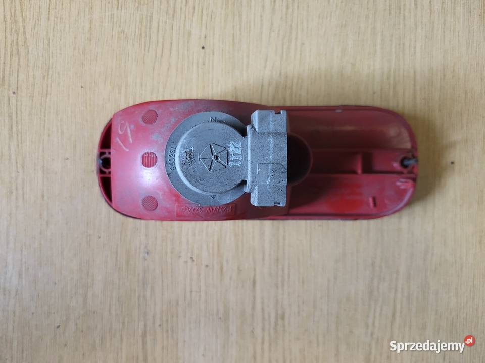 lampa światło przeciwmgielne tylne Chrysler PT osobowe Kliczków
