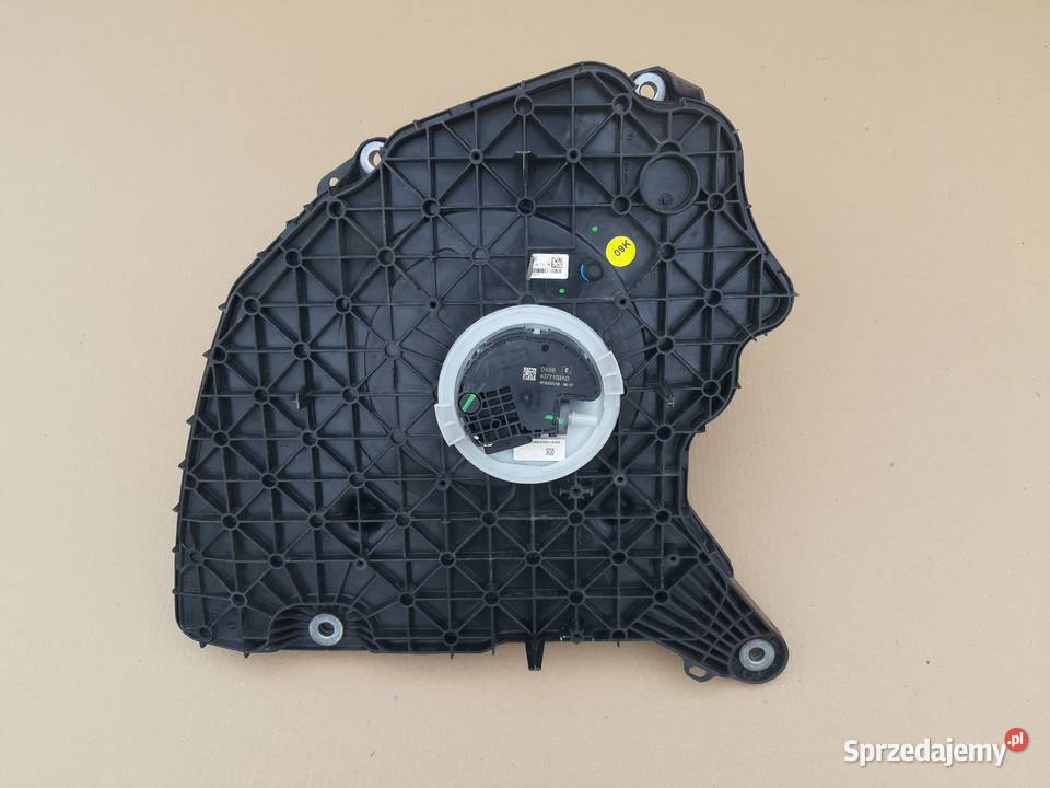 AUDI A4 B9 ZBIORNIK ADBLUE POMPA 8W0131878AC Bieleń