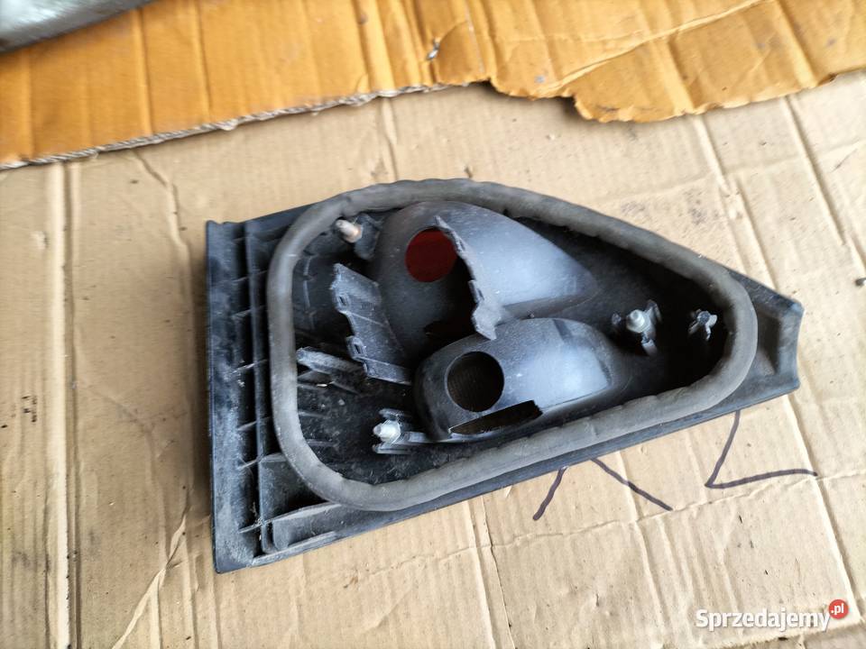 RENAULT MEGANE LAMPA TYŁ TYLNA 7700838532 Kamień-Kolonia