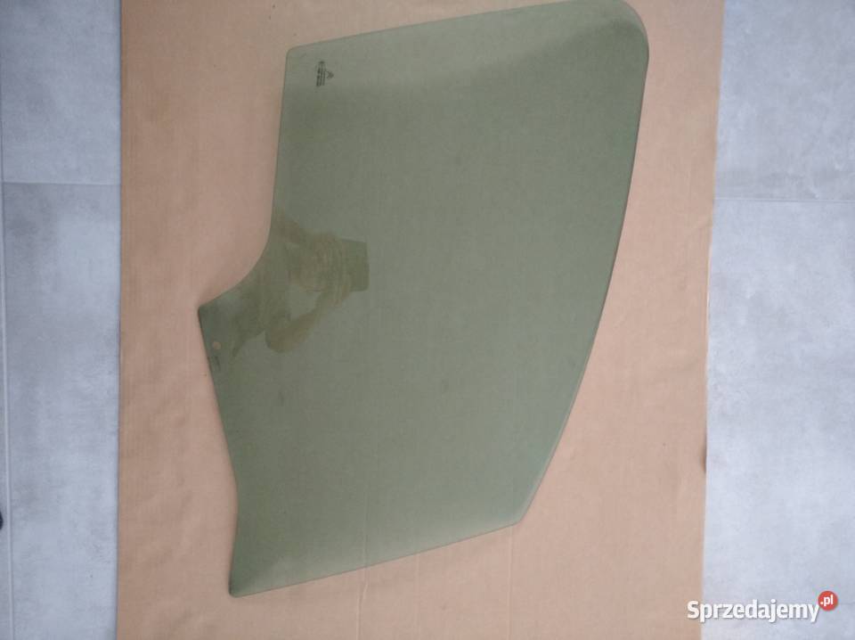 Szyba prawy przód citroen C3 Karoseria Chojnów