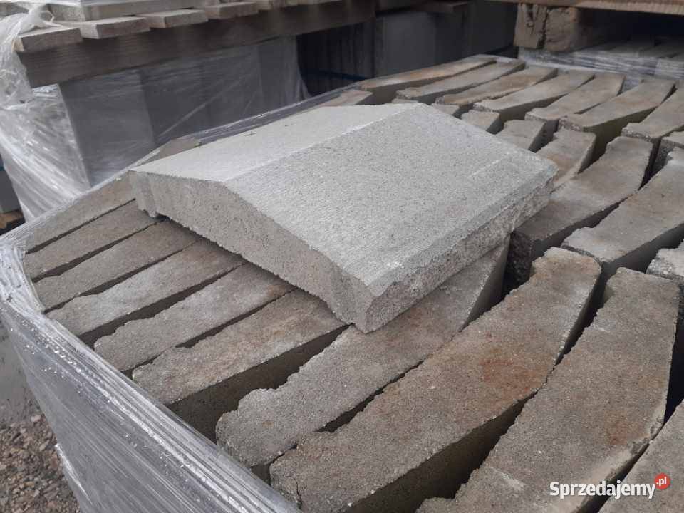 Daszek Betonowy Dwuspadowy Mały Łupany Kolor Wielogóra