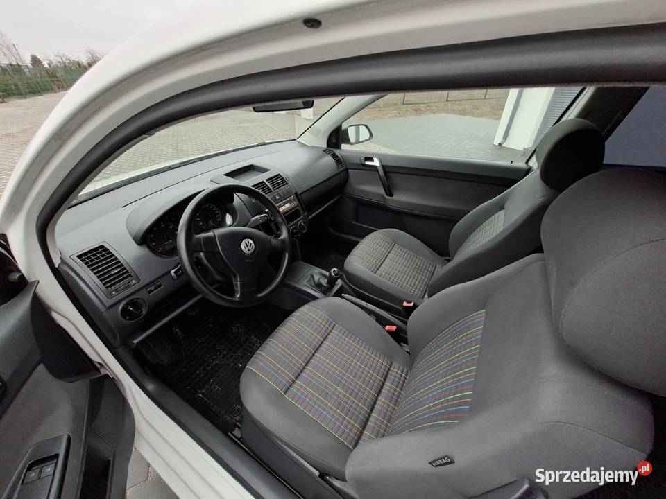 Vw Polo wersja Poliftowa 09 Benzyna Klima gniazdo USB Kostrzyn