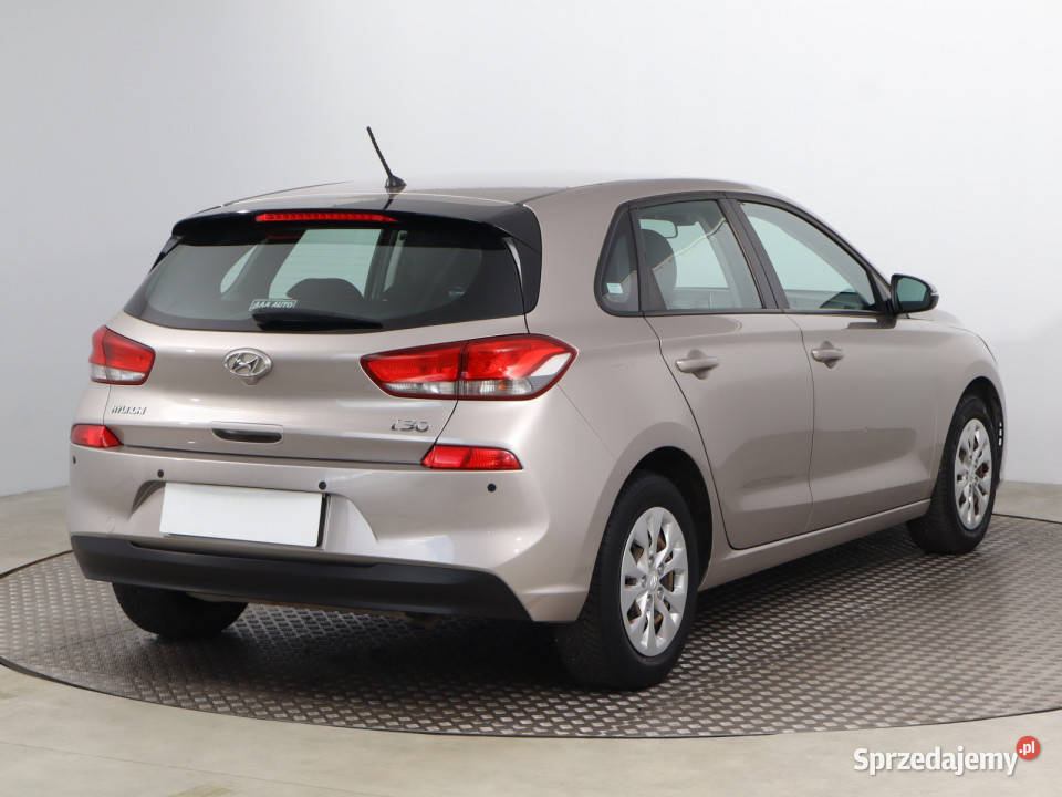 Hyundai i30 14 CVVT Bielany Wrocławskie
