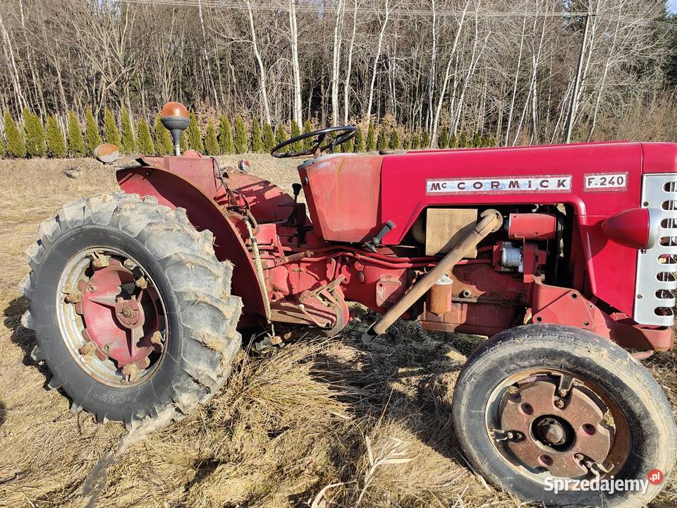 Traktor Ciągnik Sadowniczy Wąski McCormick MC Tymowa