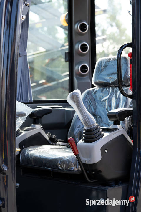 Minikoparka waga 4000 silnik KUBOTA łyżki Częstochowa