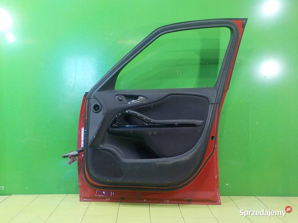OPEL ZAFIRA C 20 CDTI 13r 5D drzwi prawe przod osobowe Suków