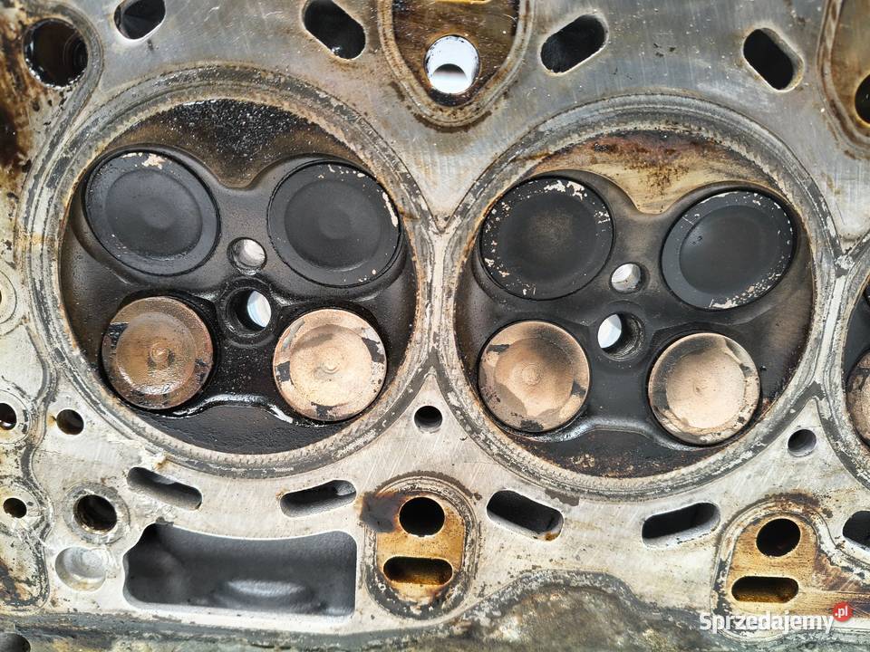 GŁOWICA CYLINDRÓW BMW E87 E90 16 i 7559172 osobowe lubelskie sprzedam