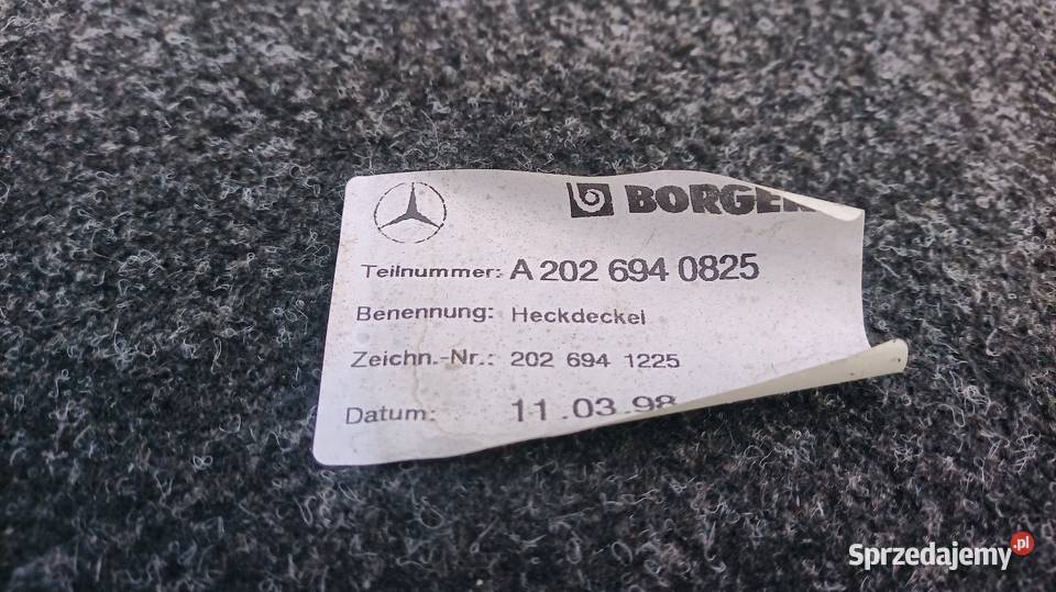 Tapicerka klapy bagażnika Mercedes cklasa W202 Warkały