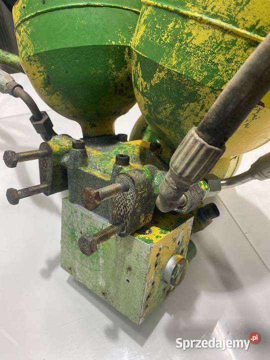 KOMPLETNY ZAWÓR TLS JOHN DEERE 7930 RE199207 świętokrzyskie Kielce