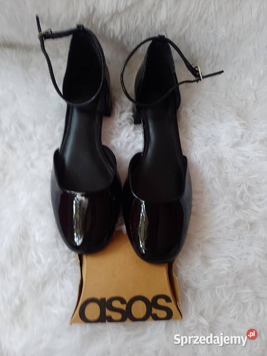 3940 ASOS Design Czarne czółenka z zapięciem z Kraków