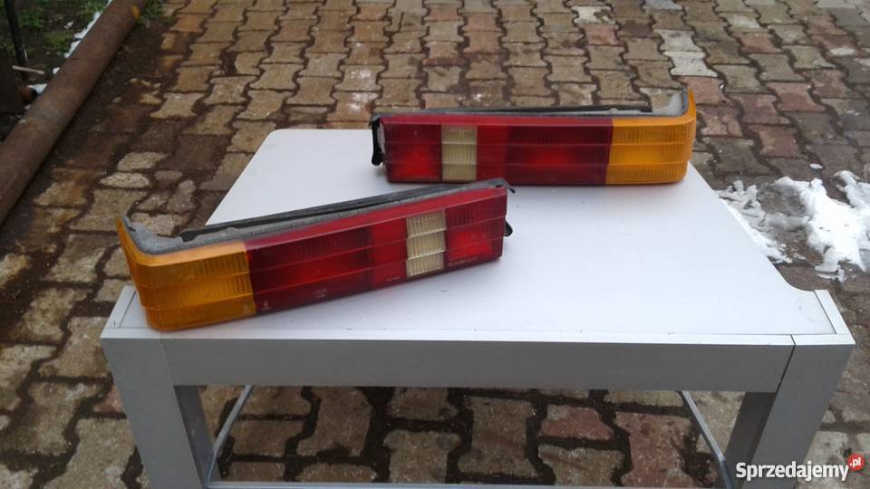 Lampy Ford Granada Oświetlenie Miasteczko Śląskie