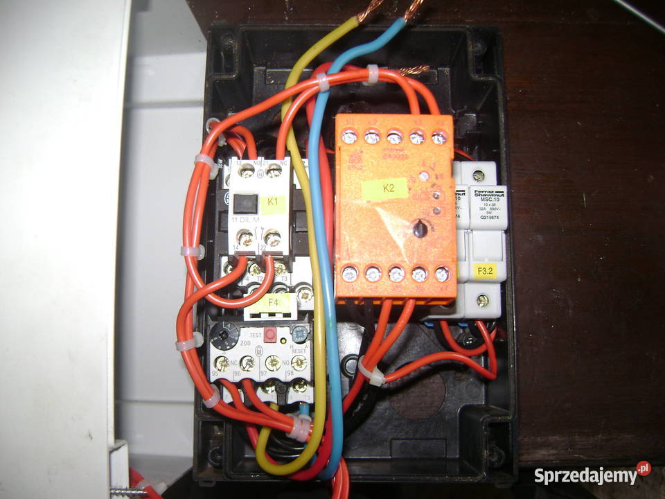 Wyłącznik silnikowy 15 do 4 kw z Cieszanów