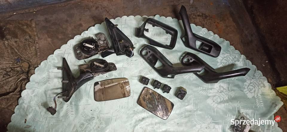 Zestaw elektrycznych lusterek golf III Biała