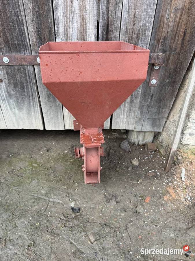 Śrutownik bijakowy do kukurydzy i przenicy Nienadowa