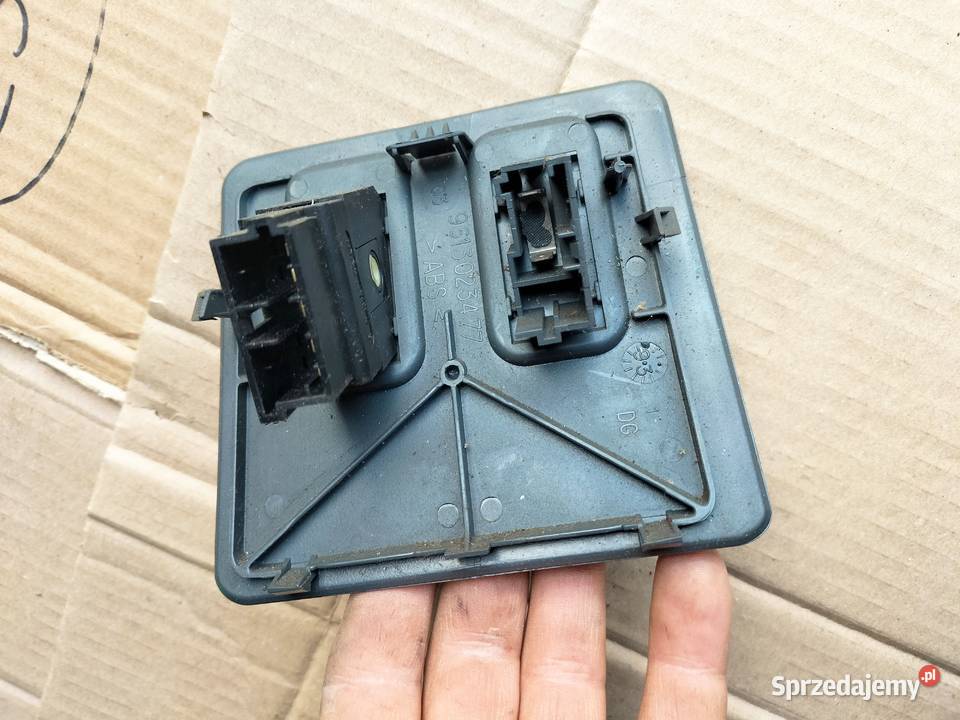 PEŻOT PEUGEOT 306 XN 9613023477 PANEL