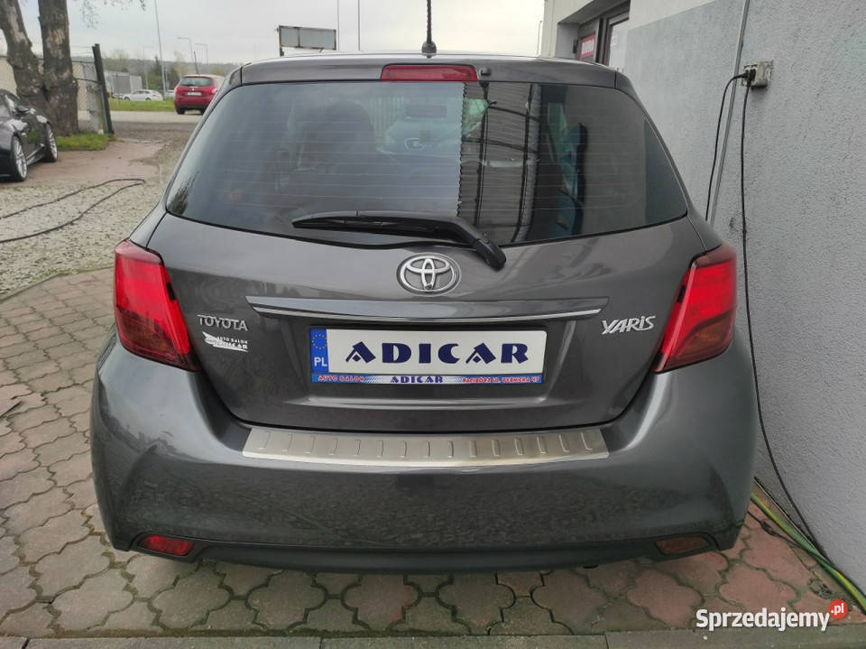 Toyota Yaris FL klima elszyby wielofunkcja org benzyna Racibórz