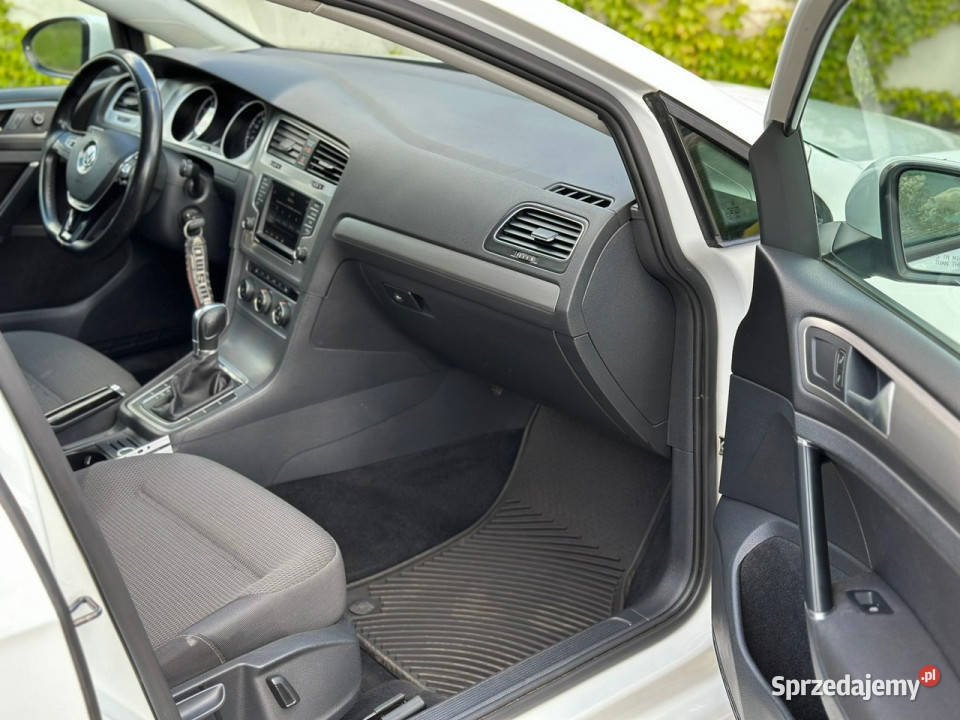 Volkswagen Golf 18 benzyna DSG VII 2012 Rok produkcji 2016 Tarnowskie Góry