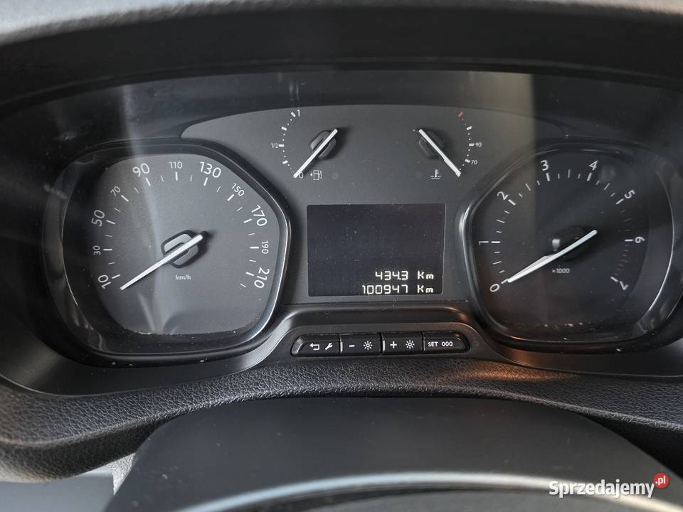 Opol Vivaro Long 122KM Łowicz sprzedam