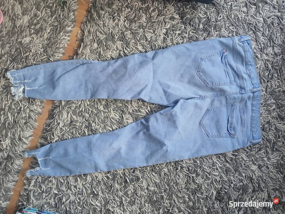 Spodnie jeansowe z dziurami Chrzanów