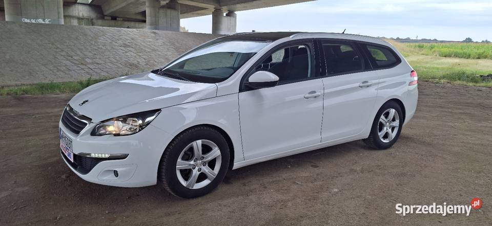 PEUGEOT 308sw 2015r Piękny Panorama Navi nieuszkodzony Wrocław sprzedam