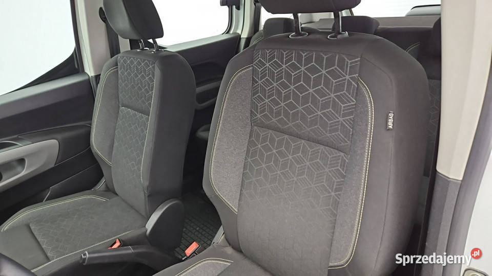 Peugeot RIFTER 15 BlueHDI Active Z Polskiego 4/5