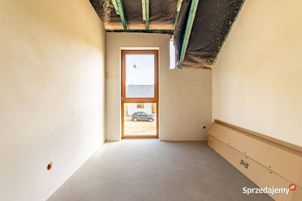 Dom bliźniak 893m2 Tyłowo sprzedam