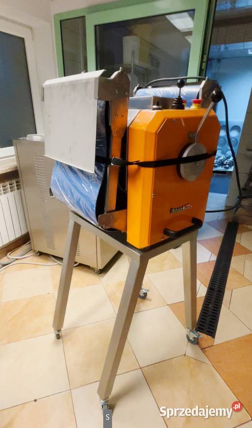 Mała wałkowarka wałkownica walcarka do ciasta sprzedam