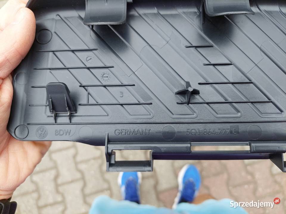 Podstopnica podnóżek Skoda Superb III osobowe śląskie Jankowice sprzedam