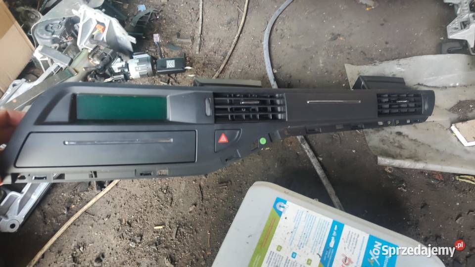 Ramka radia wyświetlacz kratki nawiewu Citroen