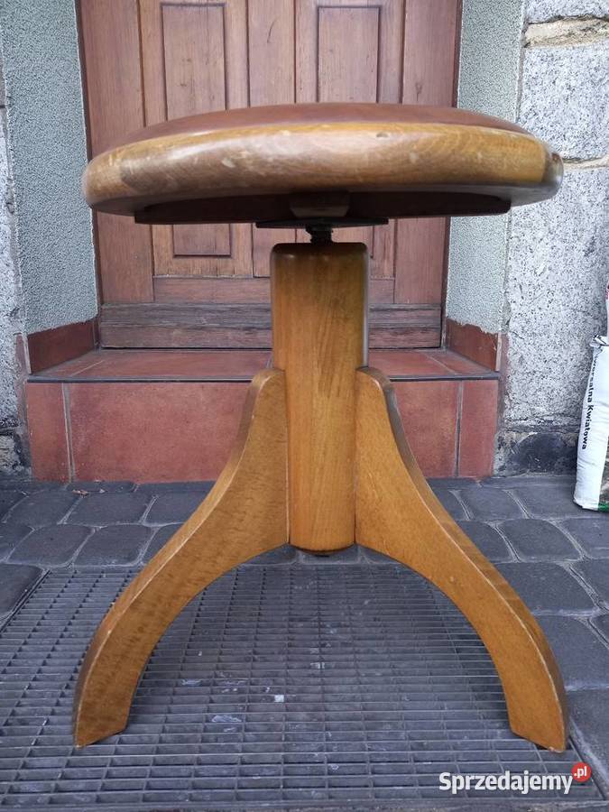 Stary stołek taboret obrotowy z regulacją
