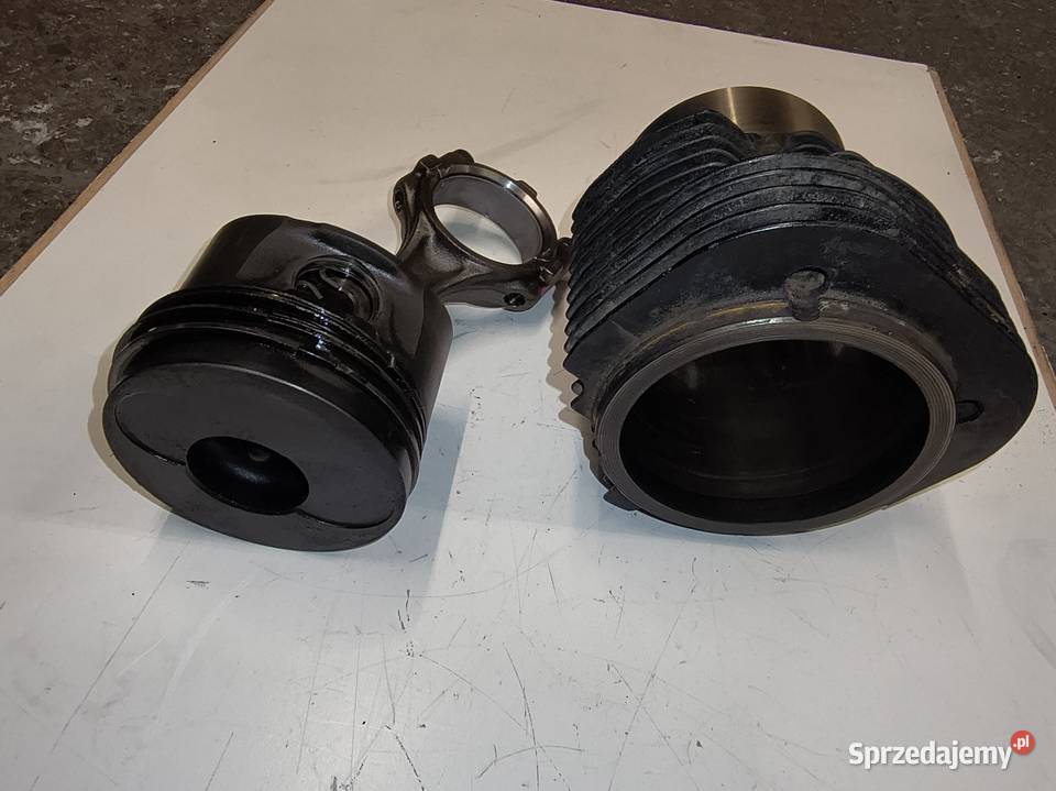 HATZ 1D90W cylinder plus tłok