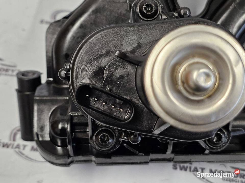 MERCEDES W212 18 B CGI 271860 kolektor ssący