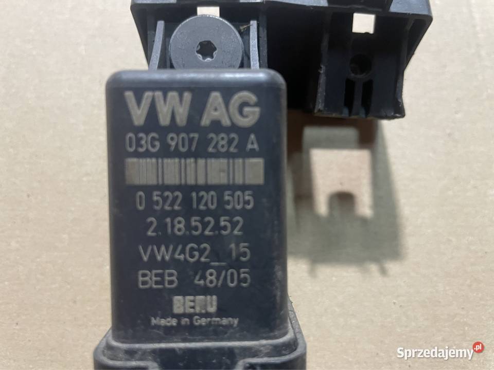 03G907282 przekaźnik świec żarowych vw golf V 5