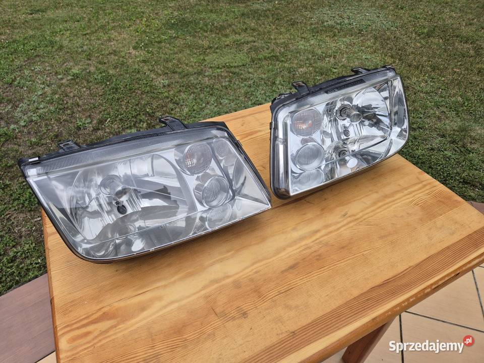 Lampy przód przednie VW Bora Hella Ostrołęka