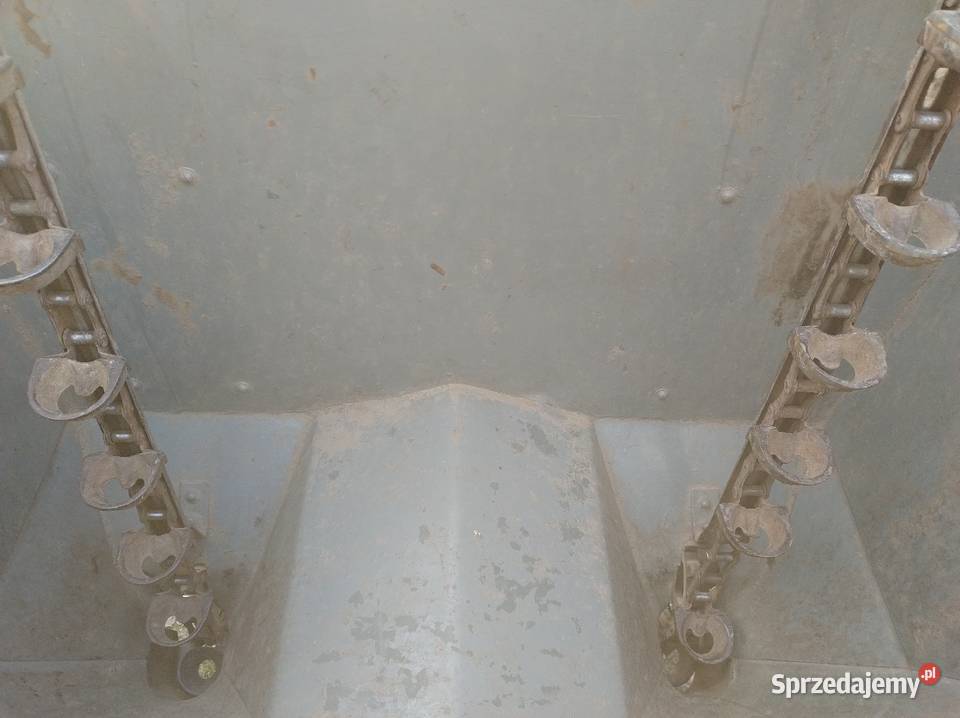 Sadzarka polska kubełkowa 2 sztuki nieuszkodzony Przasnysz sprzedam