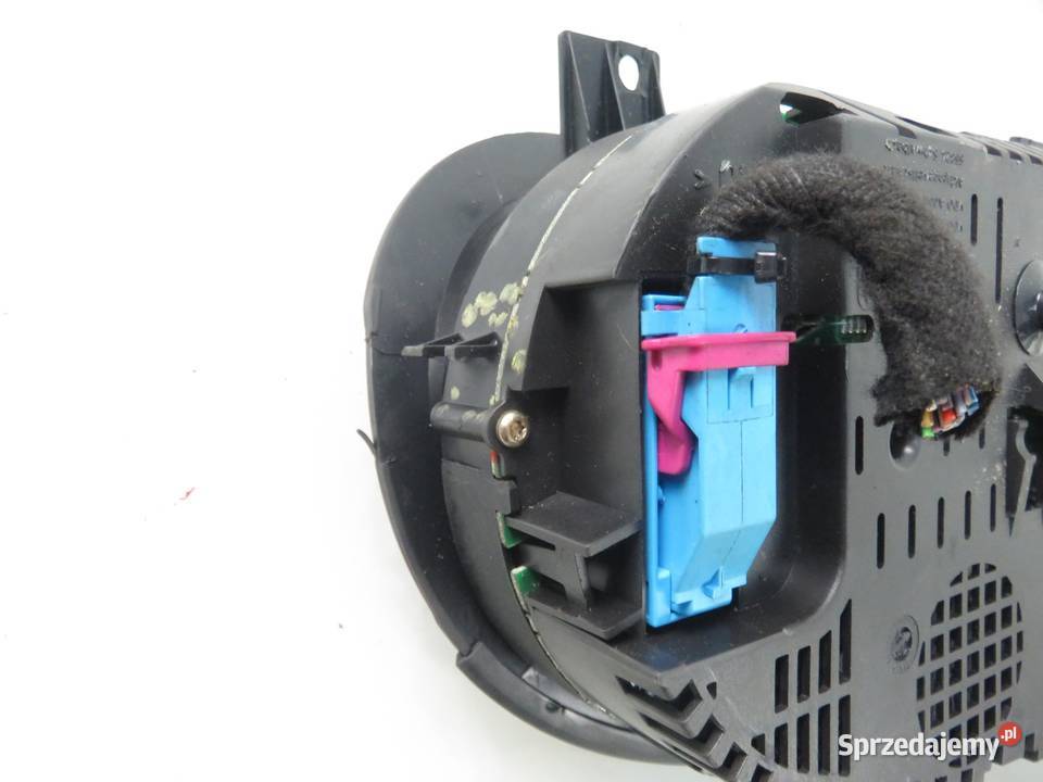 LICZNIK AUDI A2 14 TDI AMF 8Z0920900 osobowe