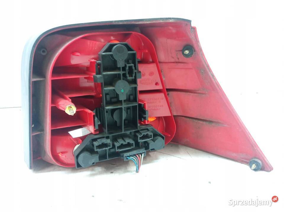 LAMPA TYŁ LEWA 5D HB LIFT VW Volkswagen Golf IV