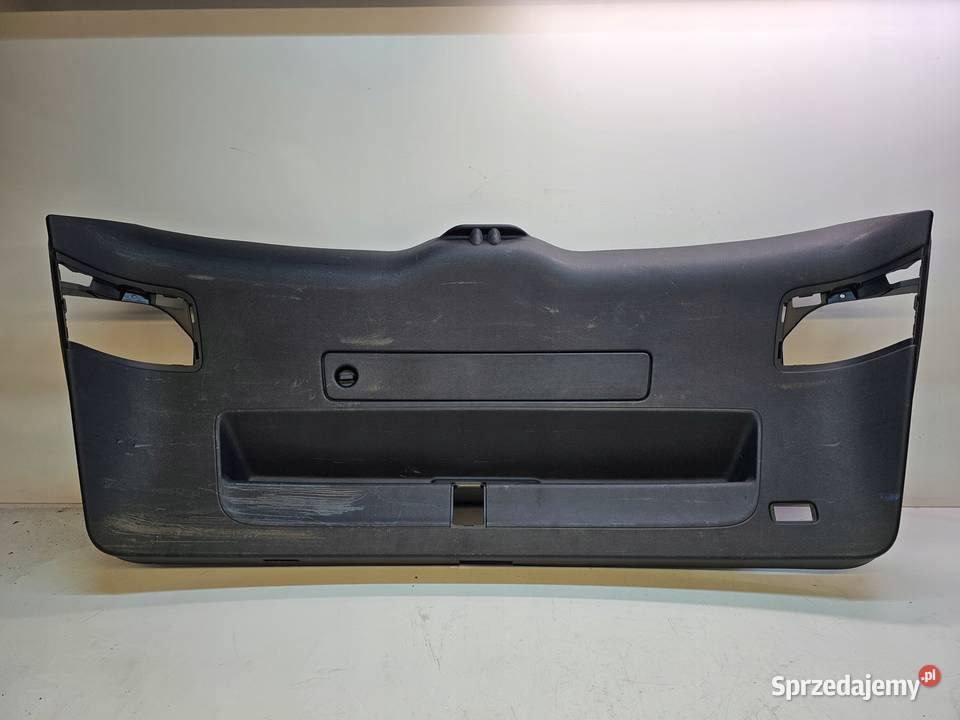 TAPICERKA KLAPY TYŁ AUDI Q5 8R 8R0867979B Przystajń