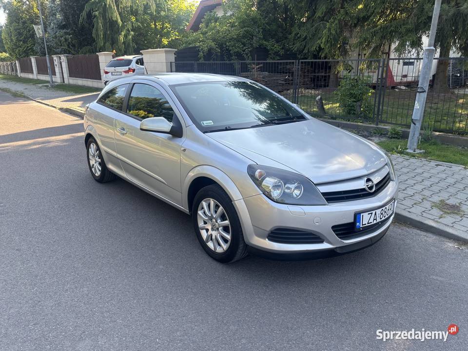 Opel Astra GTC 14 Benzyna Nowy rozrząd 2 Kpl kół elektryczne lusterka