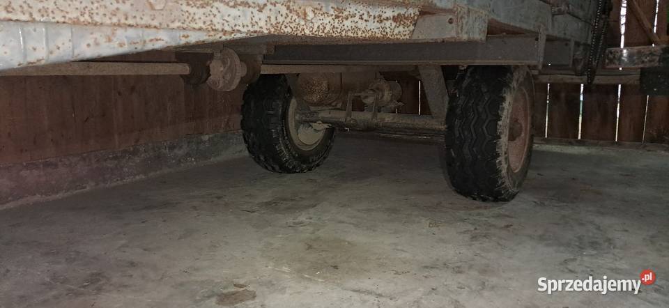 Używany rozrzutnik obornika Rt 21h 25 tony Rozrzutniki obornika małopolskie Gorenice sprzedam