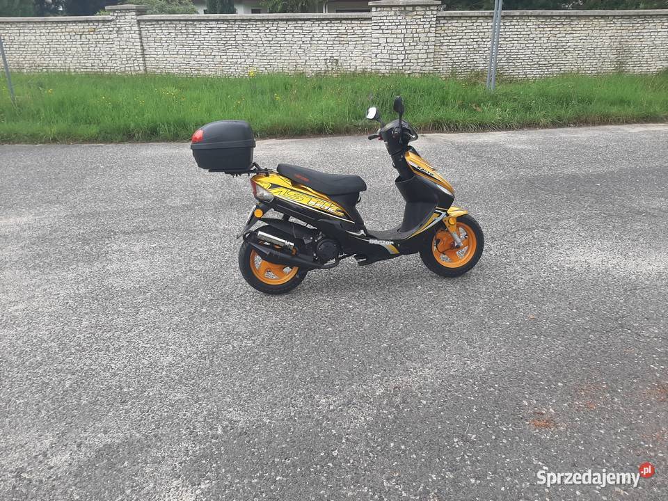 Skuter Benzer mastic 50 2t automatyczna Poręba sprzedam