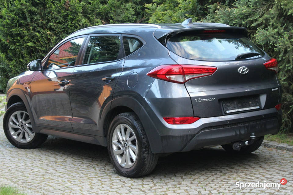 Hyundai Tucson 16 Benzyna Wyposażenie Zadbany lakier metallic Lubań