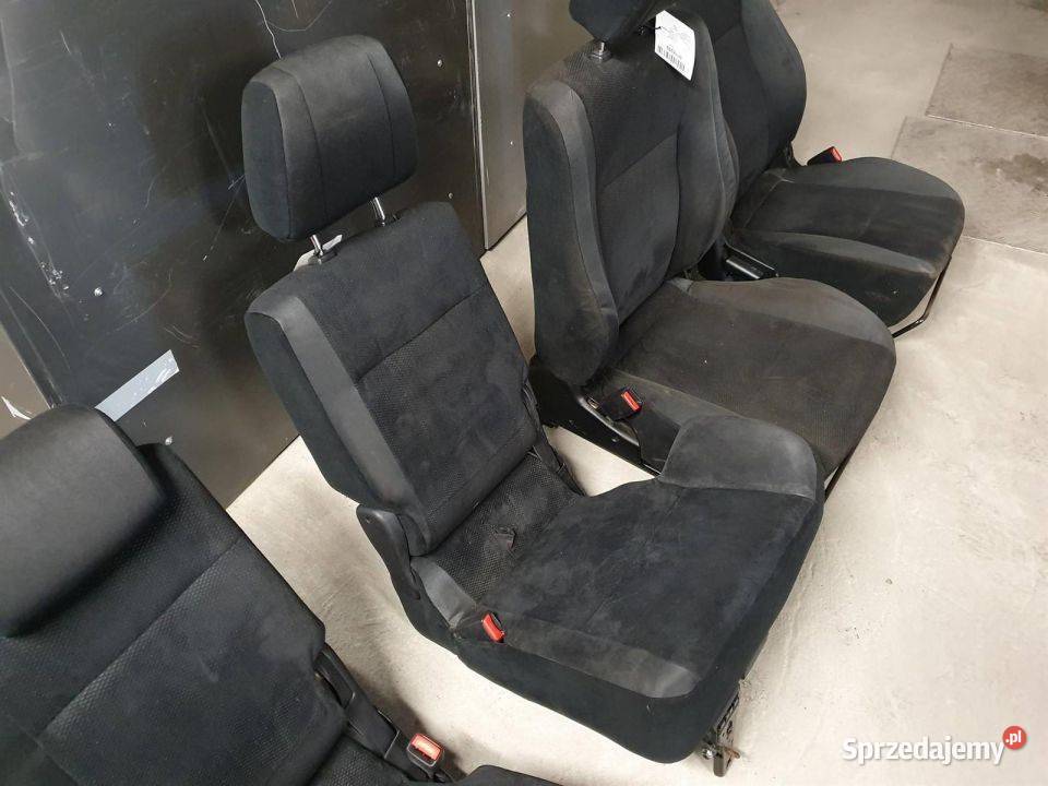 FOTELE KANAPY MITSUBISHI PAJERO 4 3 DRZWIOWY osobowe kujawsko-pomorskie Lipno